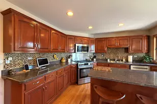 1024 Southcreek Dr, Manteno, IL 60950 - Photo 11