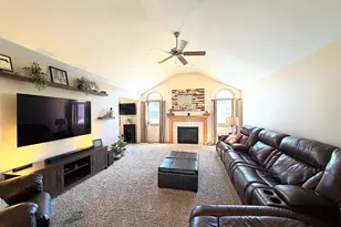 1024 Southcreek Dr, Manteno, IL 60950 - Photo 19