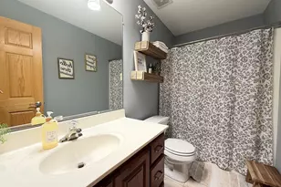 1024 Southcreek Dr, Manteno, IL 60950 - Photo 31