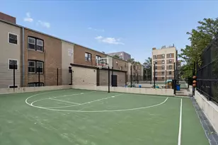 3930 N Pine Grove Ave, Chicago, IL 60613 - Photo 19