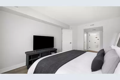[Address not provided], Elmhurst, IL 60126 - Photo 17