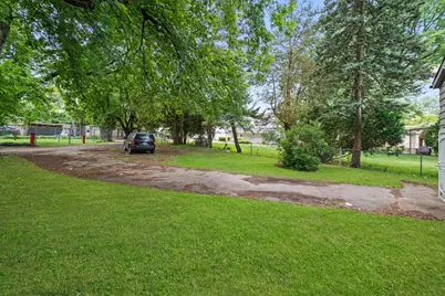 701 E 142nd Street, Dolton, IL 60419 - Photo 5