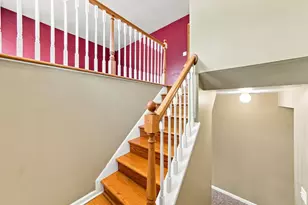 16 Joyce Ln, Streamwood, IL 60107 - Photo 3