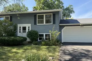 1625 Sycamore Ln, Aurora, IL 60504 - Photo 1