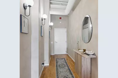 728 W Jackson Boulevard #302, Chicago, IL 60661 - Photo 3