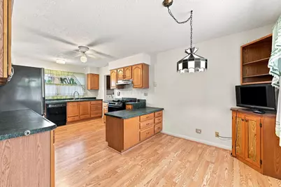1600 Cambourne Lane, Schaumburg, IL 60194 - Photo 13