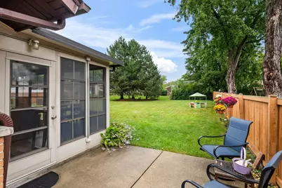 743 Delphia Avenue, Elk Grove Village, IL 60007 - Photo 27