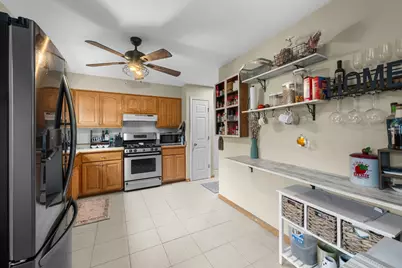 743 Delphia Avenue, Elk Grove Village, IL 60007 - Photo 7