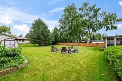 743 Delphia Avenue, Elk Grove Village, IL 60007 - Photo 23