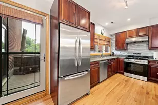 2455 W Ohio St, Chicago, IL 60612 - Photo 17