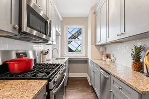 3520 N Lake Shore Dr, Chicago, IL 60657 - Photo 9