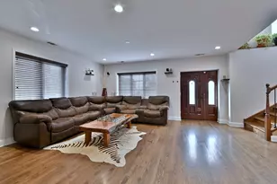 9730 Reeves Ct, Franklin Park, IL 60131 - Photo 7