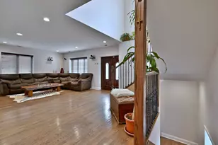 9730 Reeves Ct, Franklin Park, IL 60131 - Photo 9
