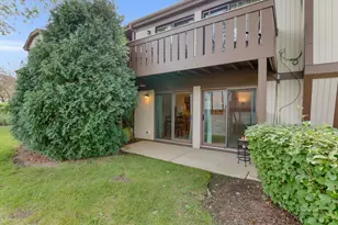 1374 Williamsburg Dr, Schaumburg, IL 60193 - Photo 25