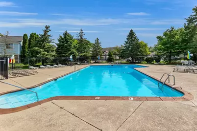 1374 Williamsburg Drive #B1, Schaumburg, IL 60193 - Photo 29