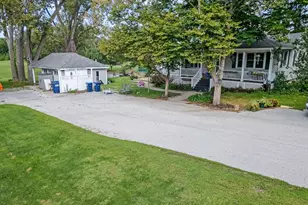 5S454 Radcliff Rd, Naperville, IL 60563 - Photo 9