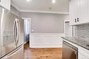 7643 S Eberhart Ave, Chicago, IL 60619 - Photo 11