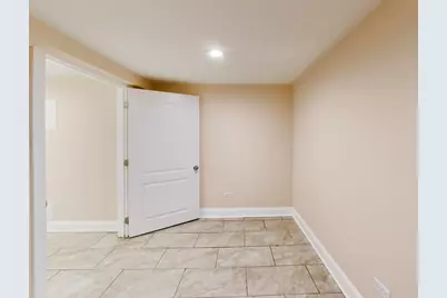 7643 S Eberhart Avenue, Chicago, IL 60619 - Photo 35