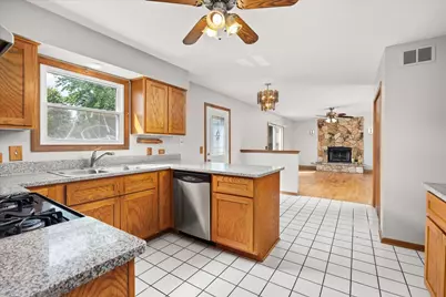 1125 Darin Drive, Lockport, IL 60441 - Photo 11