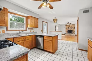 1125 Darin Dr, Lockport, IL 60441 - Photo 11