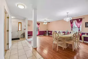 5645 Savoy Dr, Lake in the Hills, IL 60156 - Photo 3