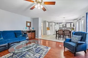 5645 Savoy Dr, Lake in the Hills, IL 60156 - Photo 11