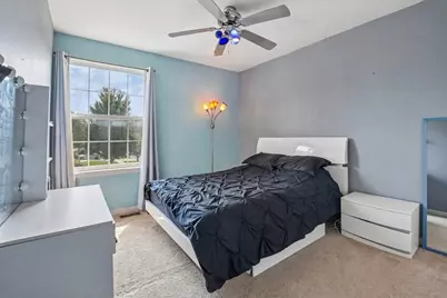5645 Savoy Drive, Lake in the Hills, IL 60156 - Photo 17