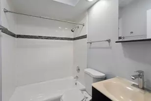 6001 N Kenmore Ave, Chicago, IL 60660 - Photo 9