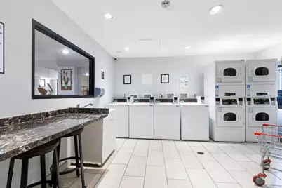 6001 N Kenmore Avenue #306, Chicago, IL 60660 - Photo 13