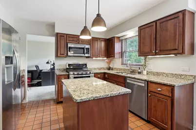 1222 Biscayne Drive, Elk Grove Village, IL 60007 - Photo 9