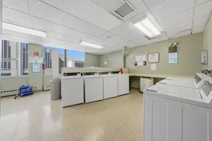 233 E Erie St, Chicago, IL 60611 - Photo 15