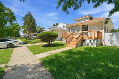 1426 S 18th Avenue, Maywood, IL 60153 - Photo 3
