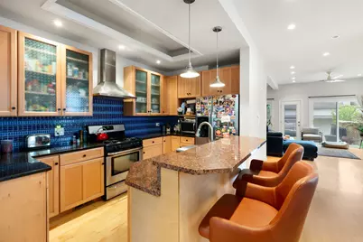 2833 N Francisco Avenue, Chicago, IL 60618 - Photo 5