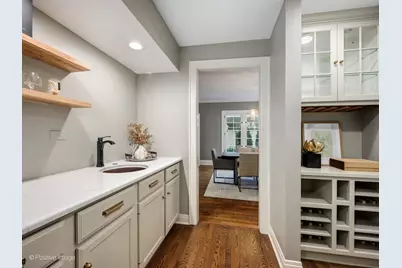 [Address not provided], Glen Ellyn, IL 60137 - Photo 9