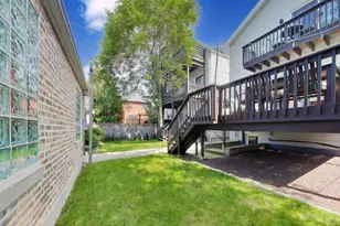 3242 N Leavitt St, Chicago, IL 60618 - Photo 39