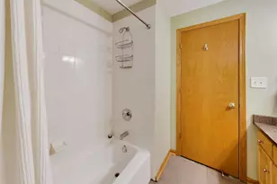 3242 N Leavitt St, Chicago, IL 60618 - Photo 35