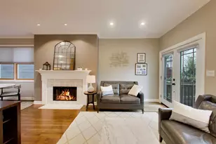 3242 N Leavitt St, Chicago, IL 60618 - Photo 11