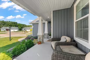 5 Woodland Ct, Monticello, IL 61856 - Photo 5