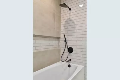5000 W Argyle Street, Chicago, IL 60630 - Photo 19