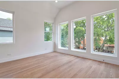 5000 W Argyle Street, Chicago, IL 60630 - Photo 21