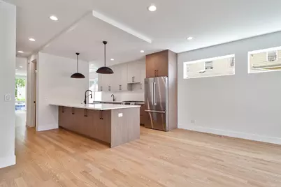 5000 W Argyle Street, Chicago, IL 60630 - Photo 7