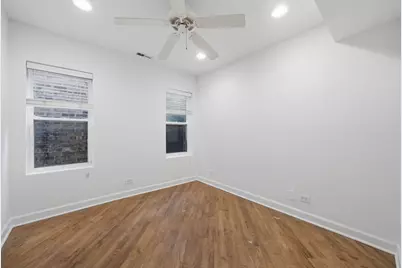 2100 N Damen Avenue #2R, Chicago, IL 60647 - Photo 15