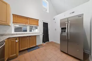 2100 N Damen Ave, Chicago, IL 60647 - Photo 5