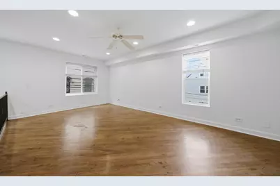 2100 N Damen Avenue #2R, Chicago, IL 60647 - Photo 9