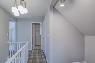 2741 W Chase Ave, Chicago, IL 60645 - Photo 13