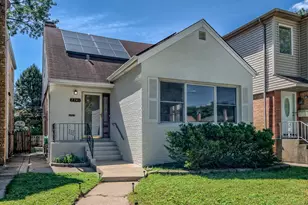 2741 W Chase Ave, Chicago, IL 60645 - Photo 1