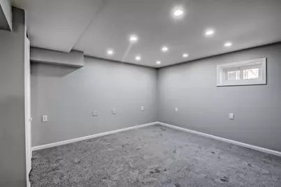 2741 W Chase Avenue, Chicago, IL 60645 - Photo 19