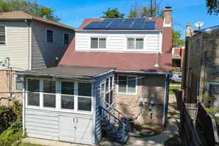 2741 W Chase Ave, Chicago, IL 60645 - Photo 23