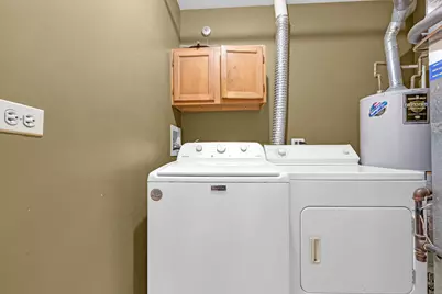 1126 Regency Drive, Schaumburg, IL 60193 - Photo 23