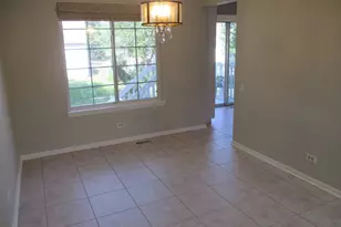 500 Rose Ln, Bartlett, IL 60103 - Photo 11